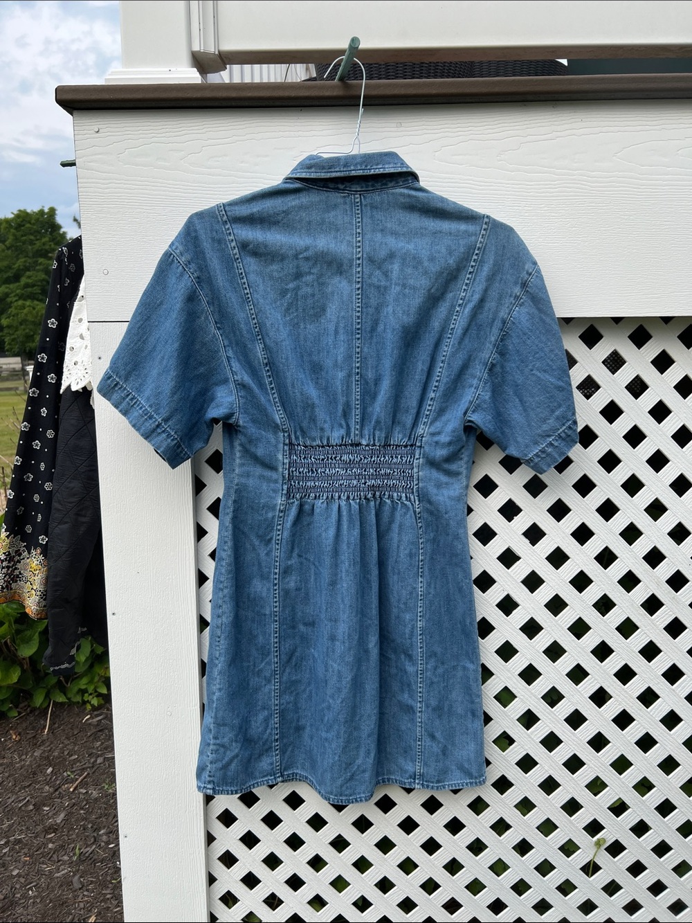 FRAME Seam Detail Denim Dress - Picture 5 of 6